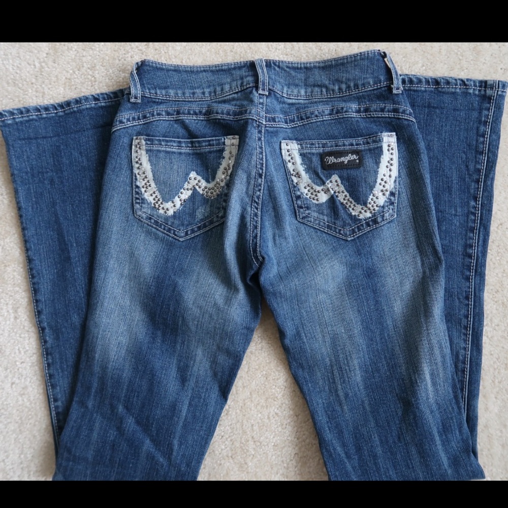 Wrangler | Premium patch | bootcut blue jeans